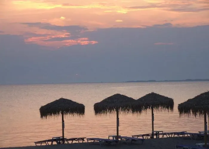 Ξενοδοχείο με διαμερίσματα Filoxenia Νέα Ηράκλεια